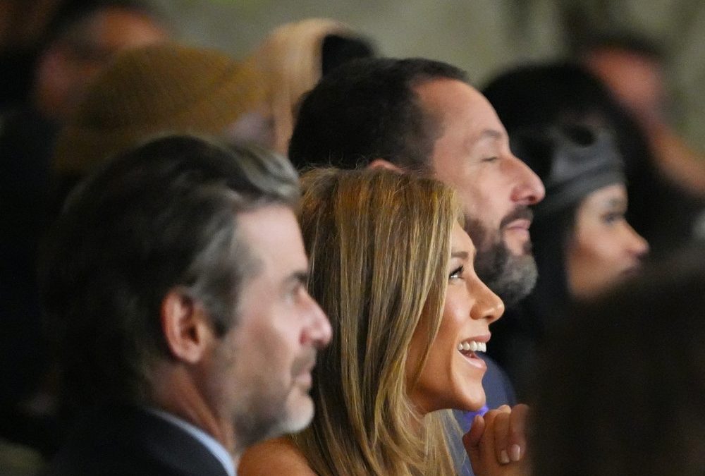 Adam Sandler feiert Jennifer Anistons neue Beziehung mit Jim Curtis