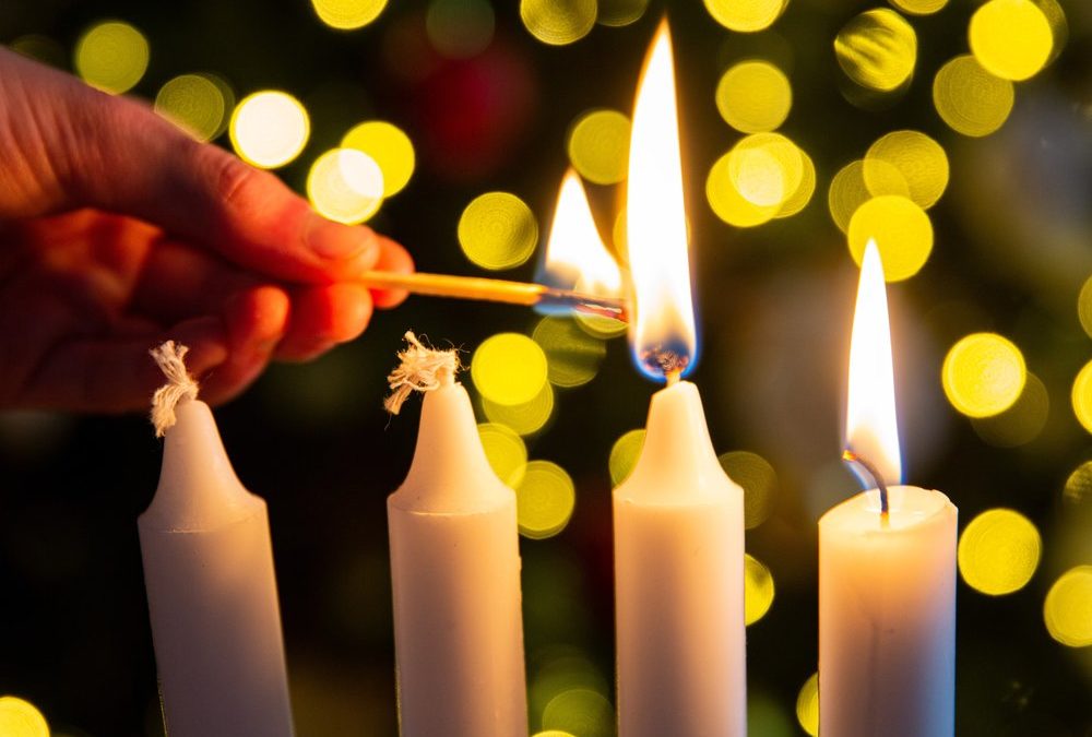 Fünf ausgefallene Ideen für einen DIY-Adventskranz