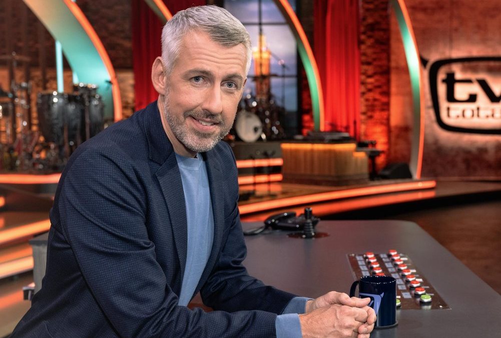 Vertrag mit „TV total“-Moderator Sebastian Pufpaff bis 2028 verlängert