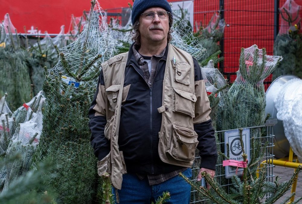 Schauspieler Bjarne Mädel kauft „Weihnachtsgeschenke im Sommer“