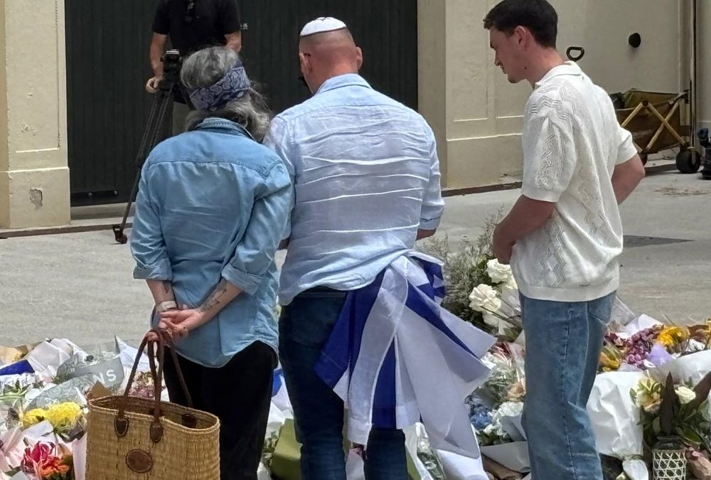 So emotional reagieren die Stars auf den Terroranschlag in Sydney