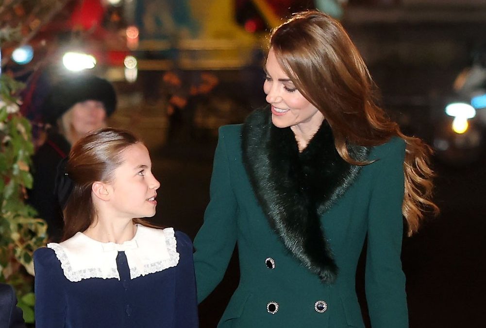 Prinzessin Kate und Prinzessin Charlotte überraschen mit Klavierduett