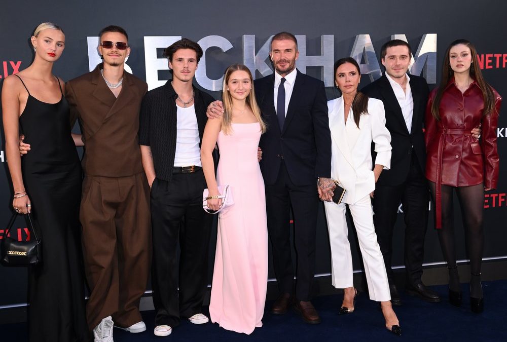 Ohne Brooklyn: Die Beckhams tanzen unterm Weihnachtsbaum