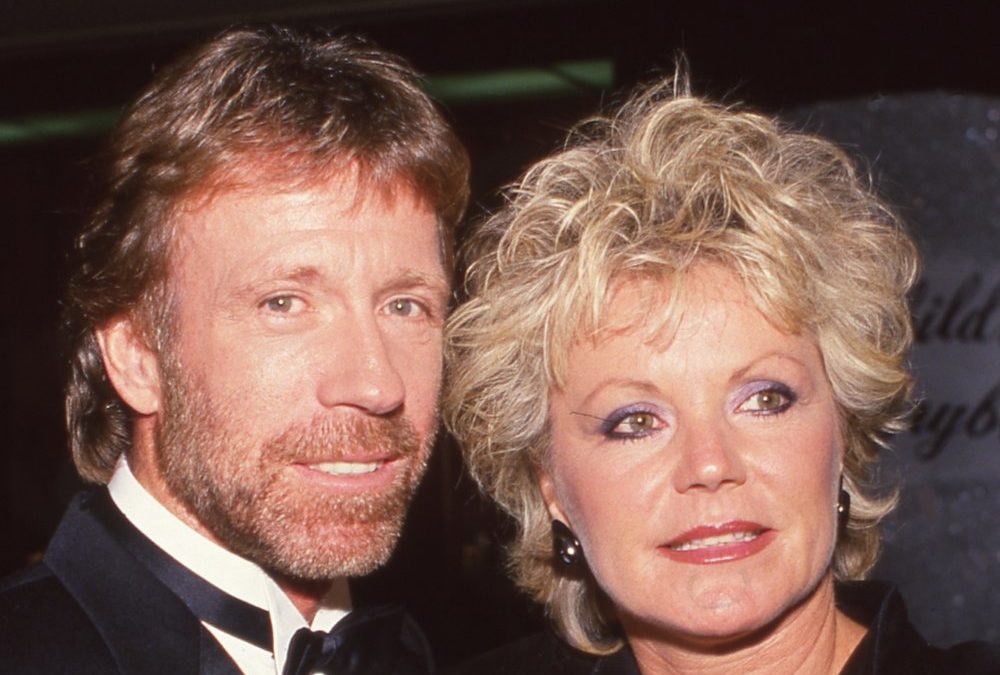 Chuck Norris trauert um seine Ex-Frau Dianne Holechek