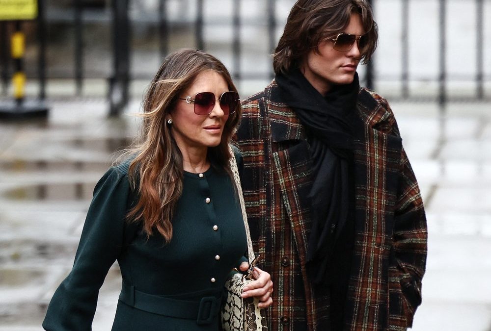 Prinz Harry unterstützt „am Boden zerstörte“ Liz Hurley vor Gericht