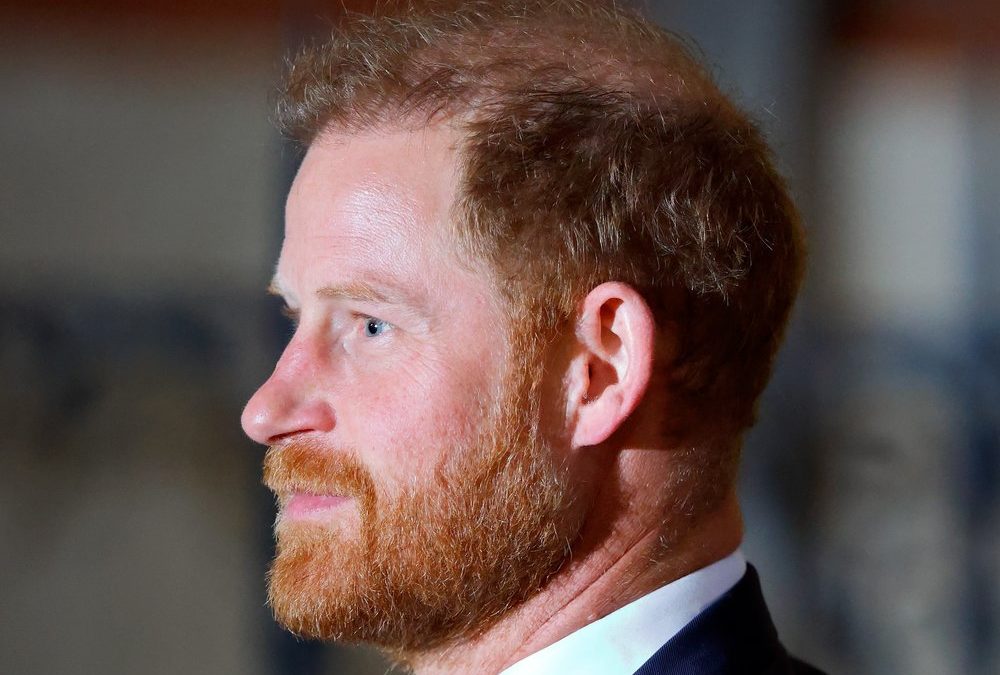 Prinz Harry zufrieden nach erstem Prozesstag