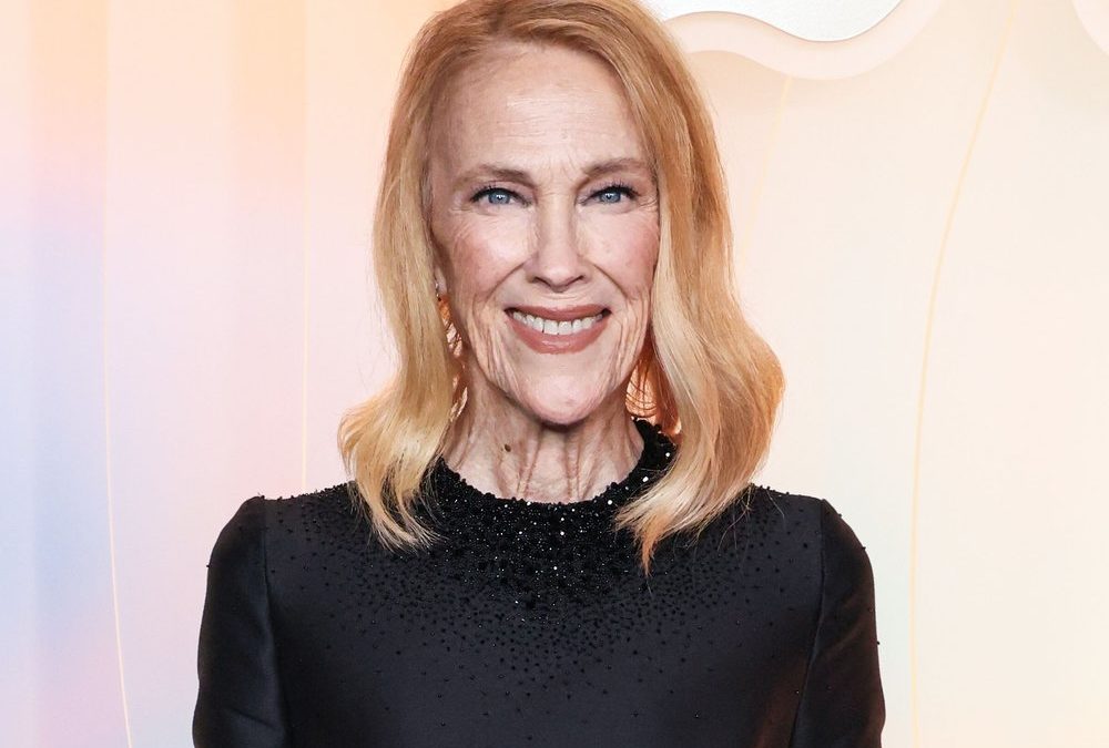 Trauer um Catherine O’Hara: „Atemschwierigkeiten“ vor ihrem Tod