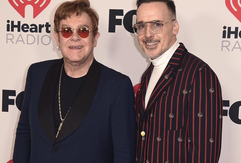 Elton John postet seltenes Instagram-Bild mit seinen Söhnen