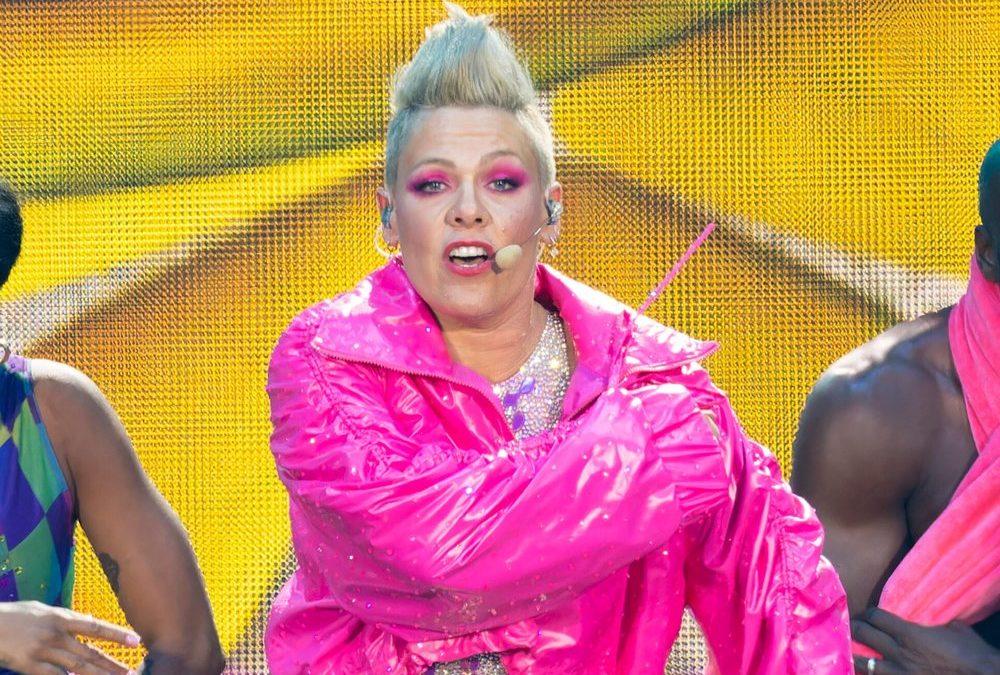 Pink hat im Krankenhaus ins neue Jahr gefeiert