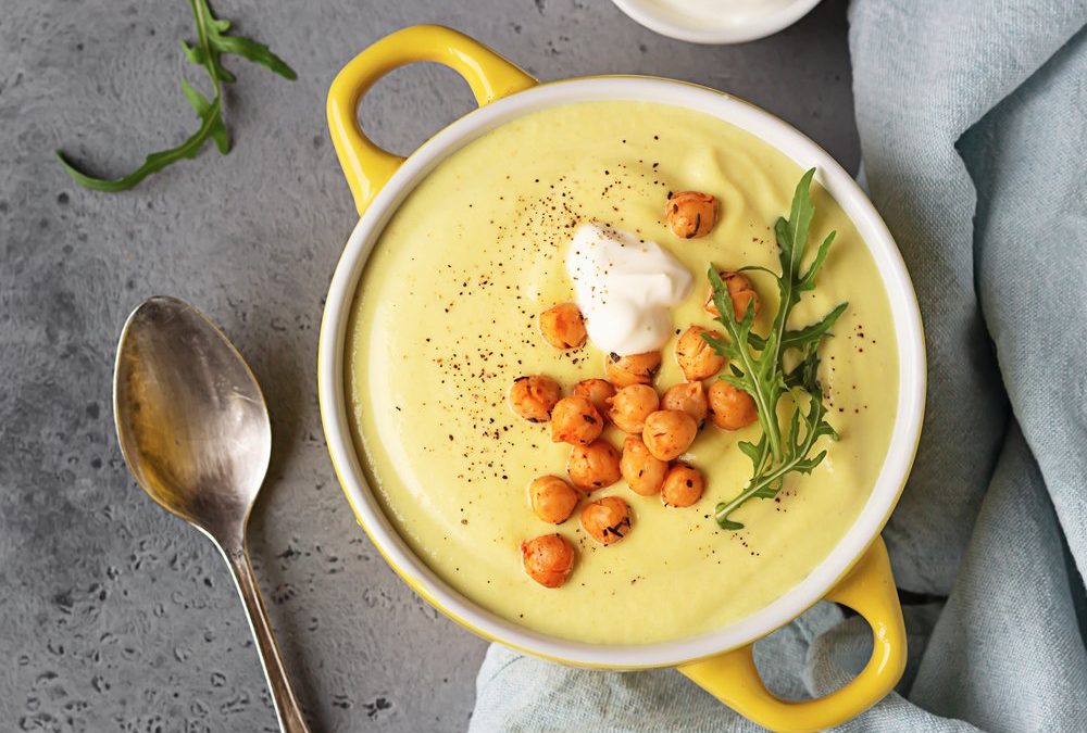 Cremig-würzige Curry-Blumenkohlsuppe