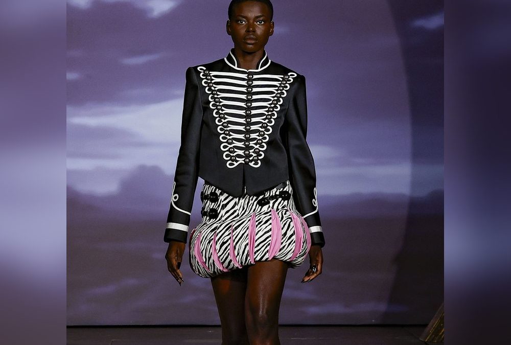 Napoleon-Jacke: Das Statement-Piece für 2026