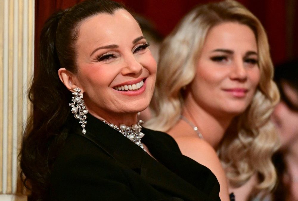 Fran Drescher bezaubert beim Wiener Opernball