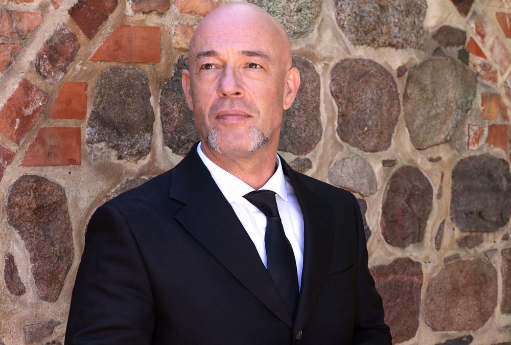 Der Graf von Unheilig: Wie er seine Bühnenverletzungen verkraftet hat