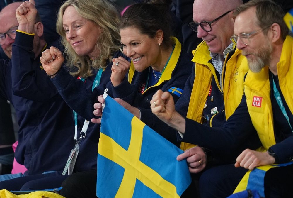 Kronprinzessin Victoria von Schweden fiebert bei den Paralympics mit