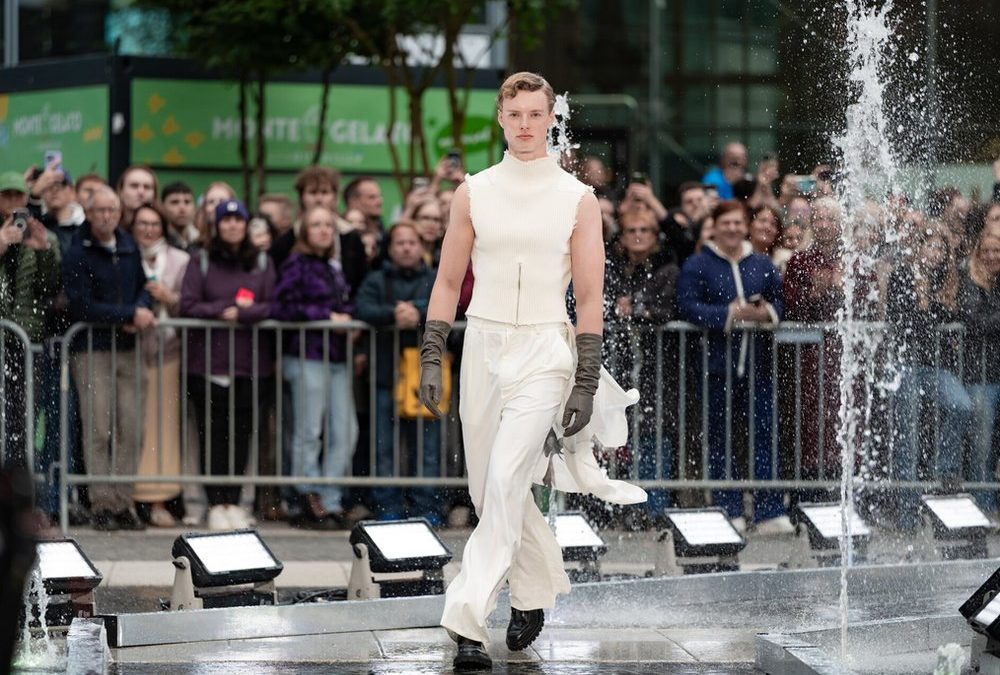 Bittere Model-Tränen beim Schrottplatz-Date mit Heidi bei „GNTM“