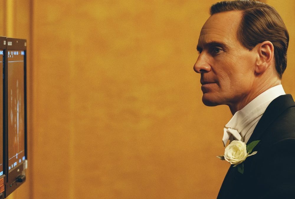 „Kennedy“-Serie: Netflix zeigt erstes Bild von Michael Fassbender