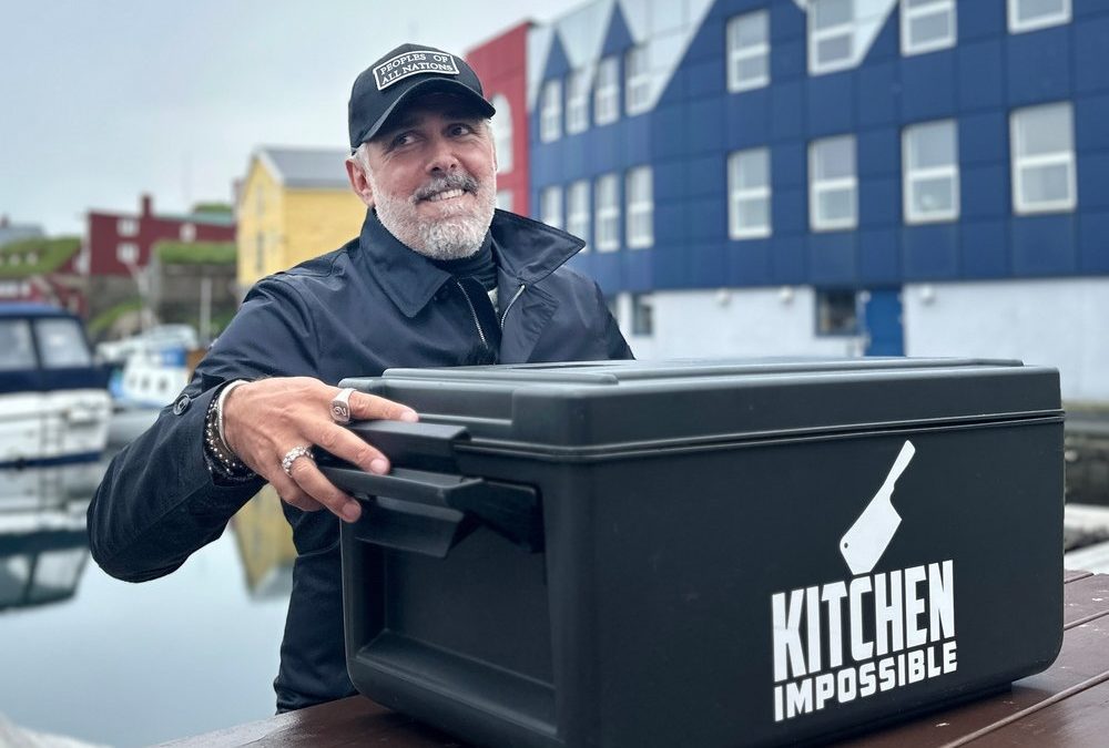 Wie meistert Roland Trettl die „Kitchen Impossible“-Gastgeberrolle?