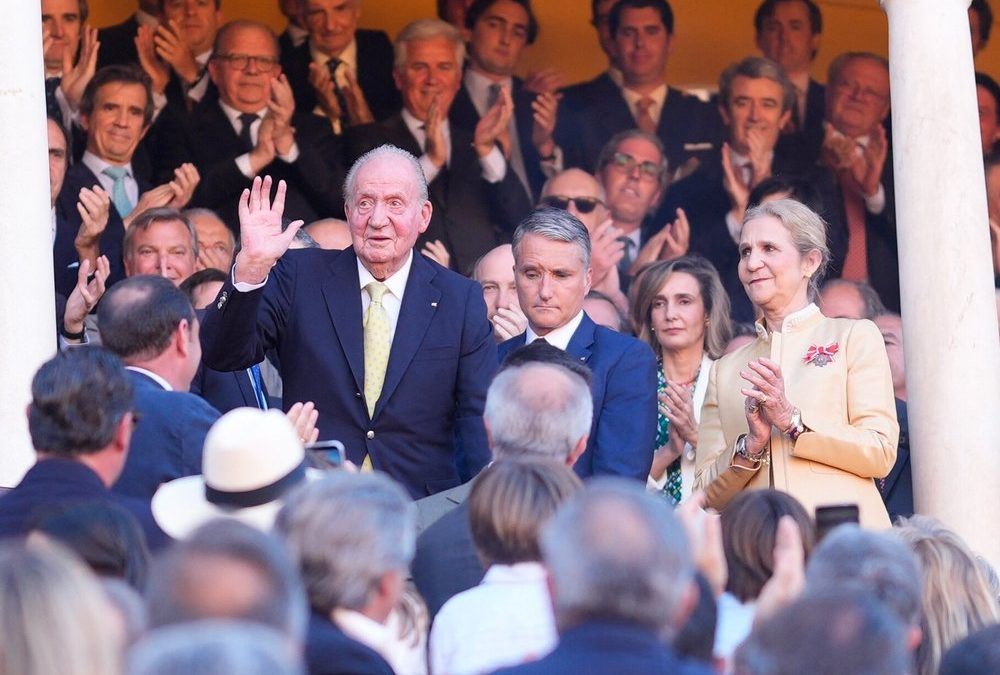 Spaniens Altkönig Juan Carlos I. wird in Sevilla gefeiert