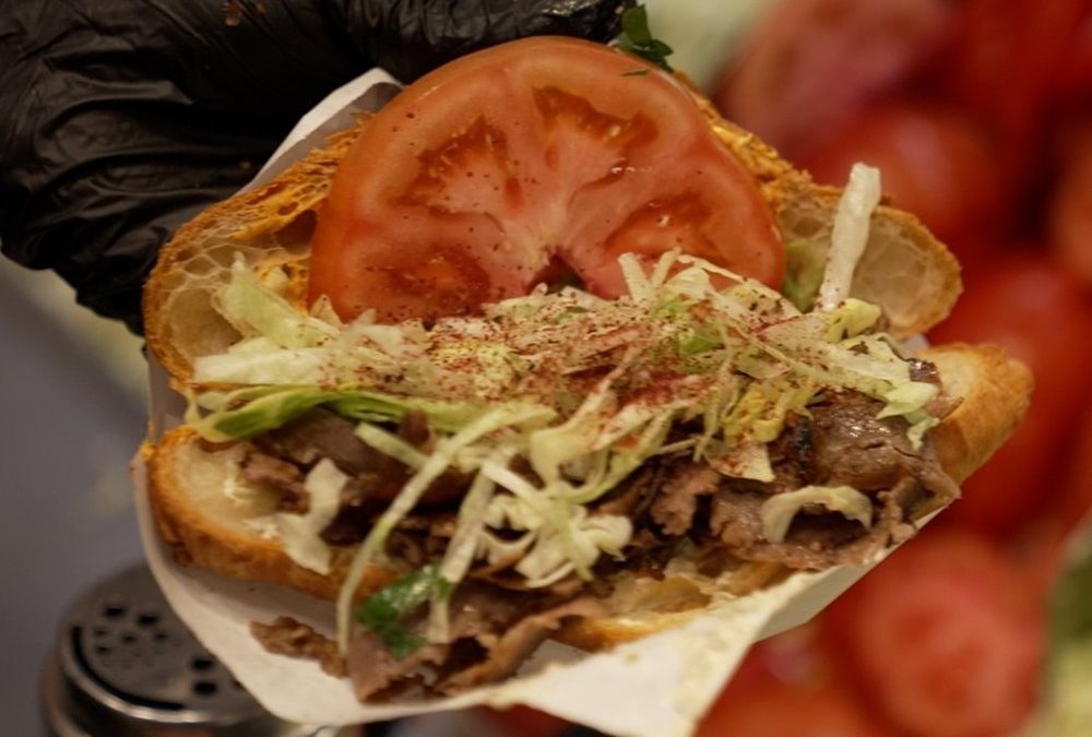Als Croissant, mit Spargel oder Erdbeeren: Döner wird zum Food Hype