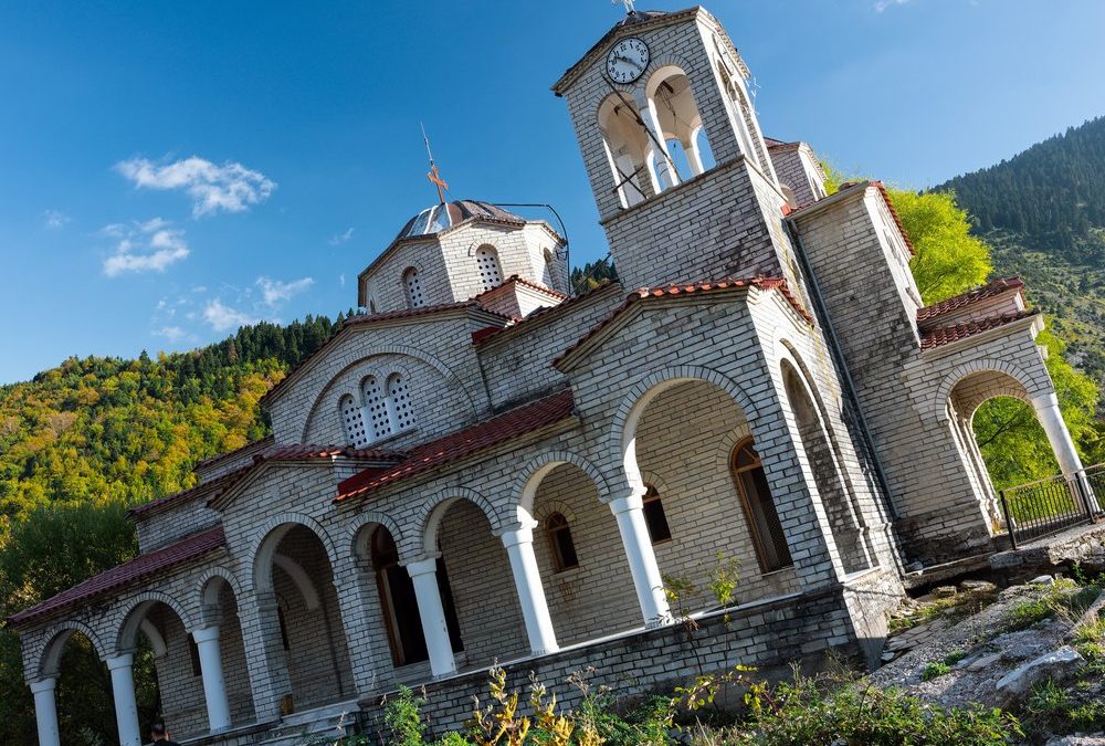 Griechenland: Diese Kirche ist wahrlich schräg