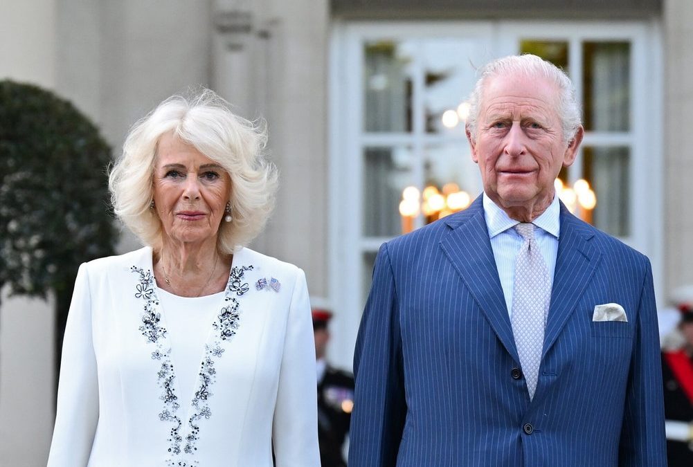 Königin Camilla und König Charles: Mit leichtem Jetlag zur Gartenparty