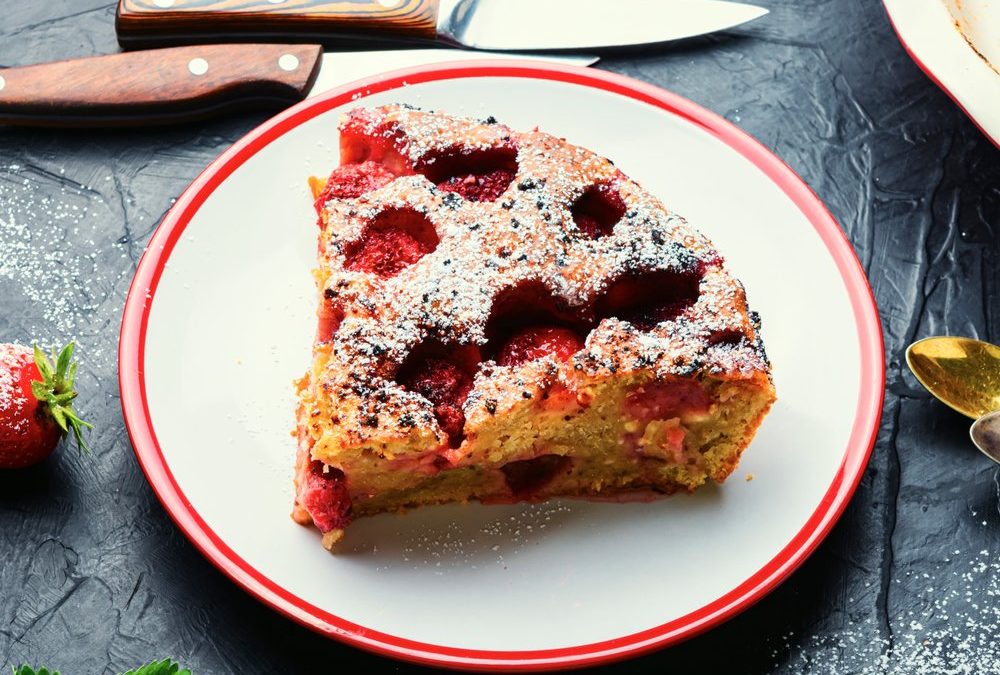 Süßer Start in den Mai: Versunkener Erdbeerkuchen