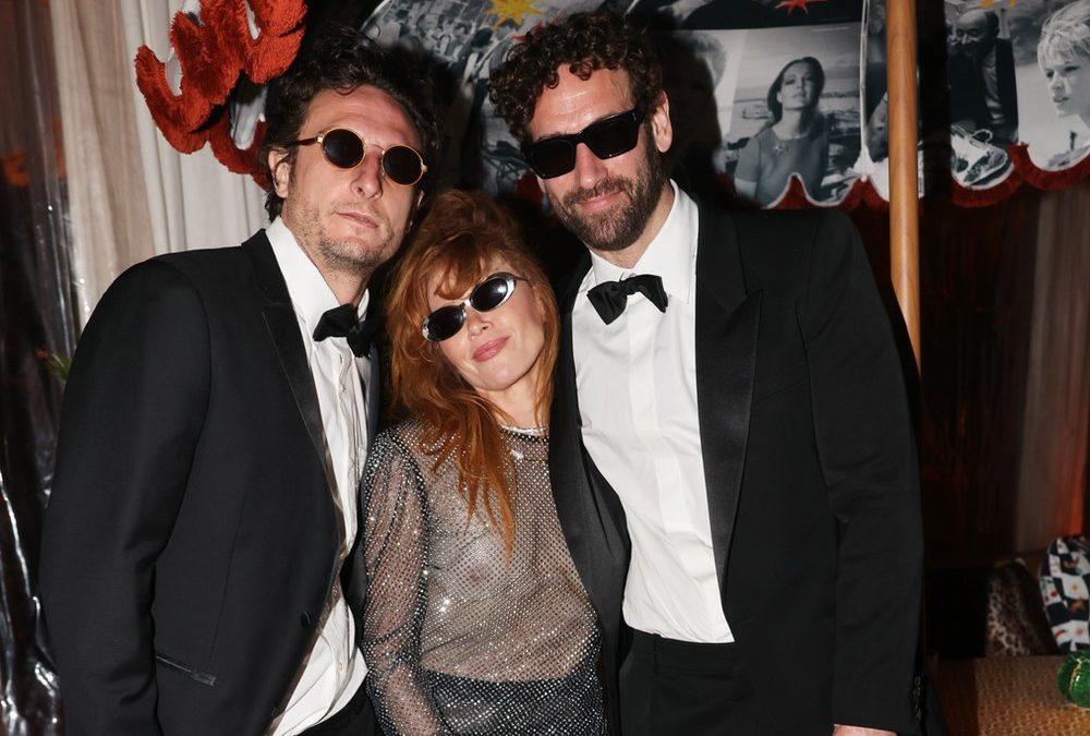 Gewagter Auftritt: Natasha Lyonne mit durchsichtigem Dress in Cannes