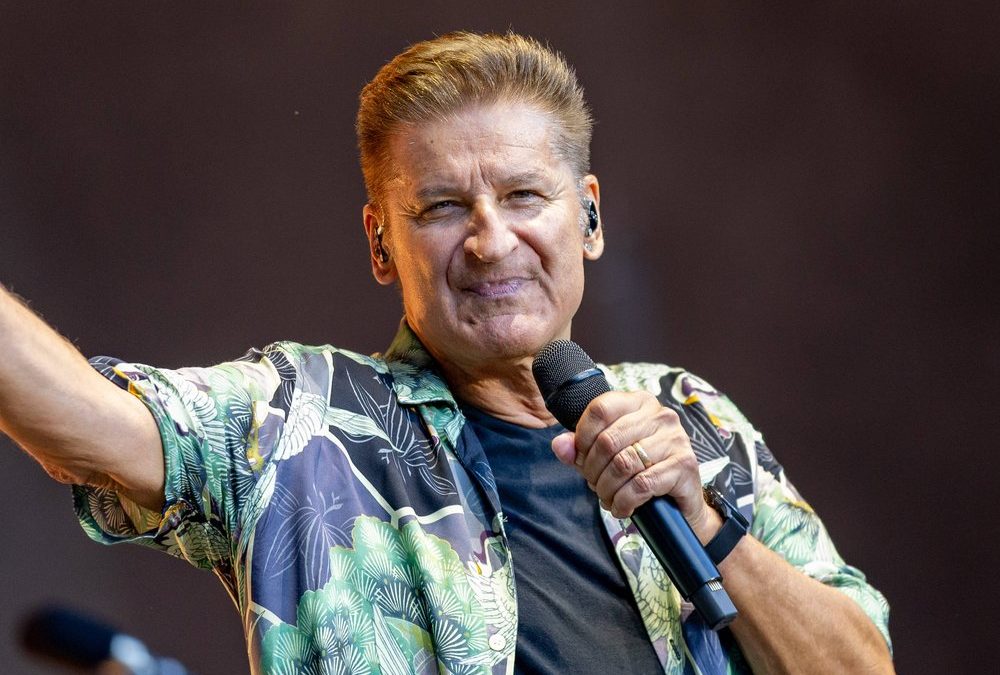 PUR-Sänger Hartmut Engler nimmt Bundesverdienstkreuz entgegen