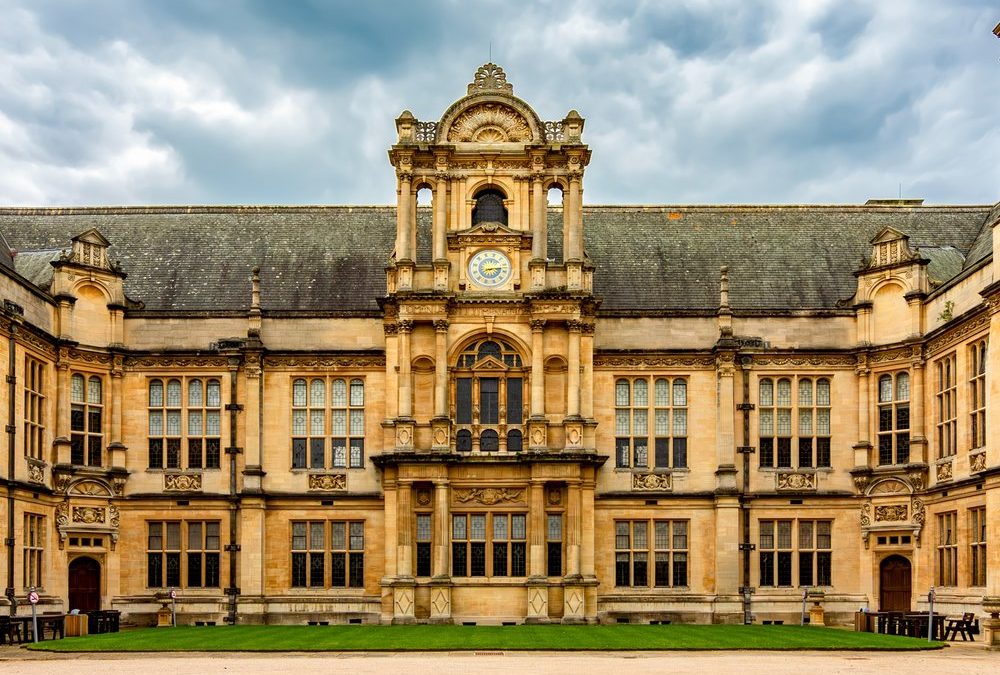 Dark Academia Travel: Oxford & Co. für maximale Herbststimmung