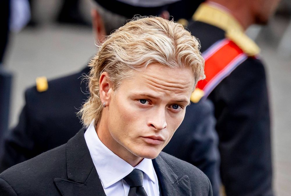Mit Fußfessel: Marius Borg Høiby ist auf Jobsuche