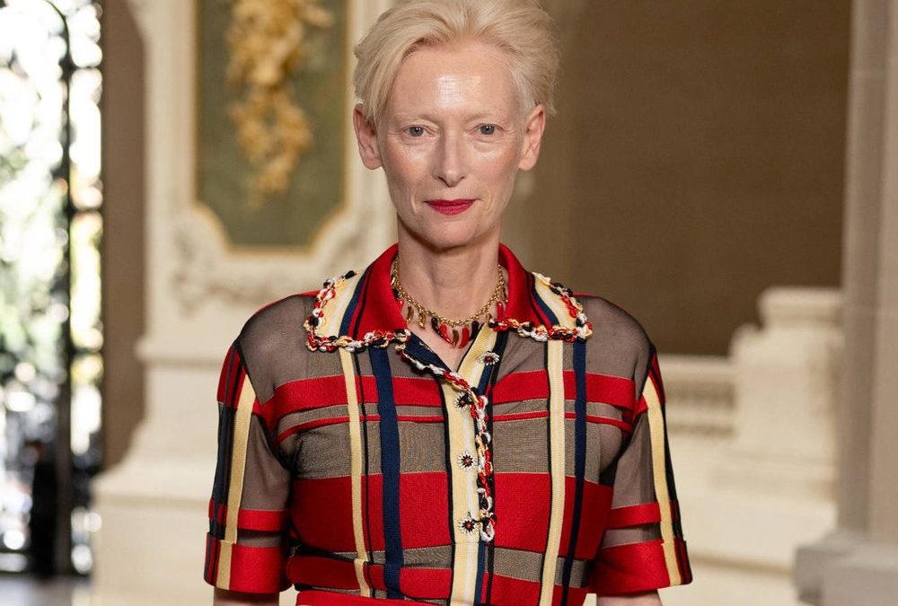 Tilda Swinton erzählt ihr Leben anhand von Gegenständen