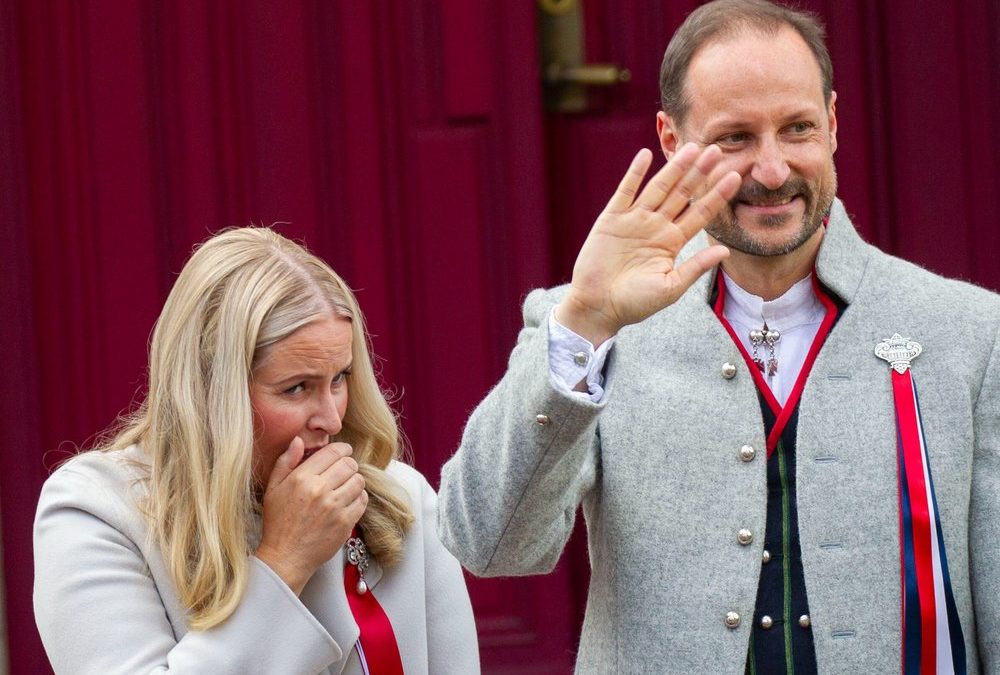 König Haakon VIII. eröffnet norwegisches Parlament ohne Mette-Marit