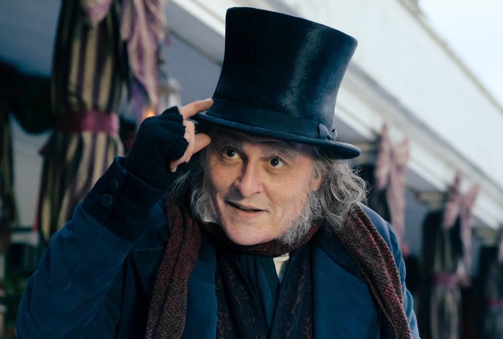 „Ebenezer“: Johnny Depp murrt sich durch neuen Trailer