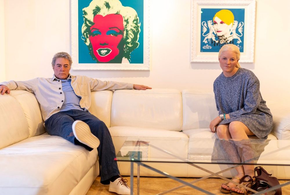 Ausstellung in Oslo: Mette-Marit als Wachsfigur neben Jeffrey Epstein