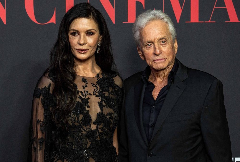 „Liebten uns unendlich“: Michael Douglas erinnert sich an Ehekrise