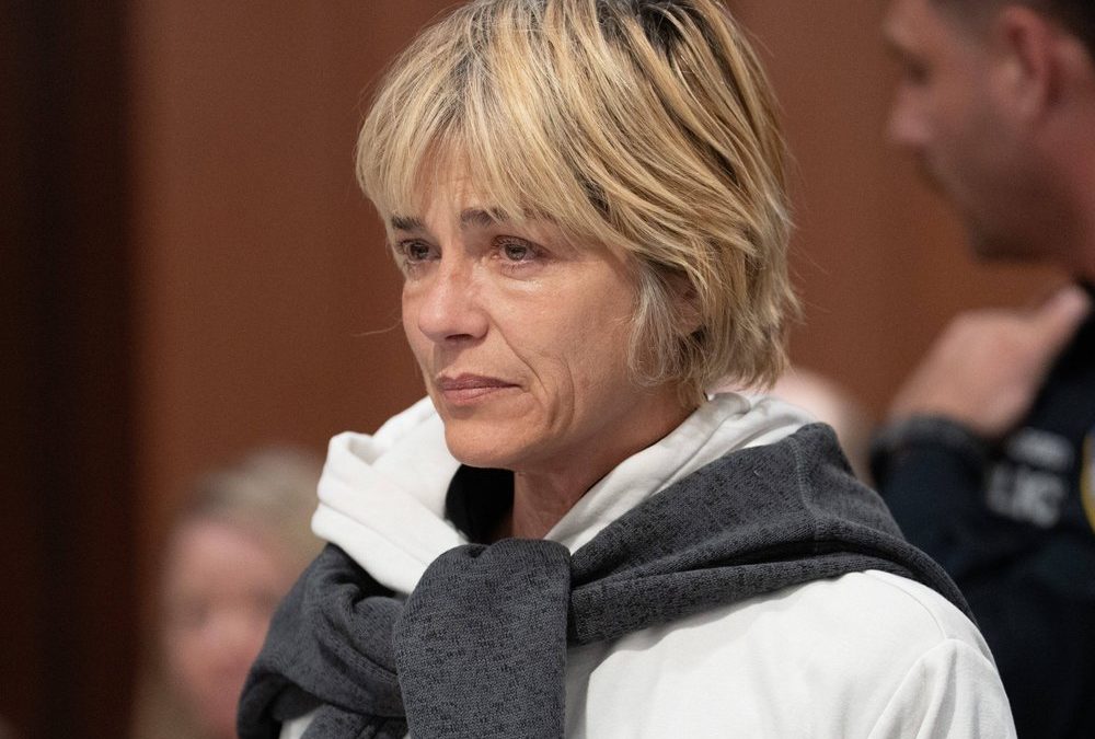 Selma Blair zeigt sich nach Flugzeug-Festnahme bei Fan-Convention