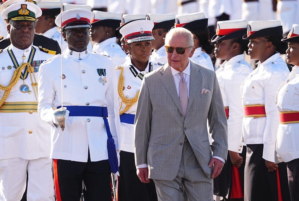 König Charles III.: Monarch auf den Bahamas gelandet